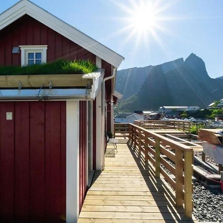 Madelhea Cabin- Seaview Lodge Reine Dış mekan fotoğraf