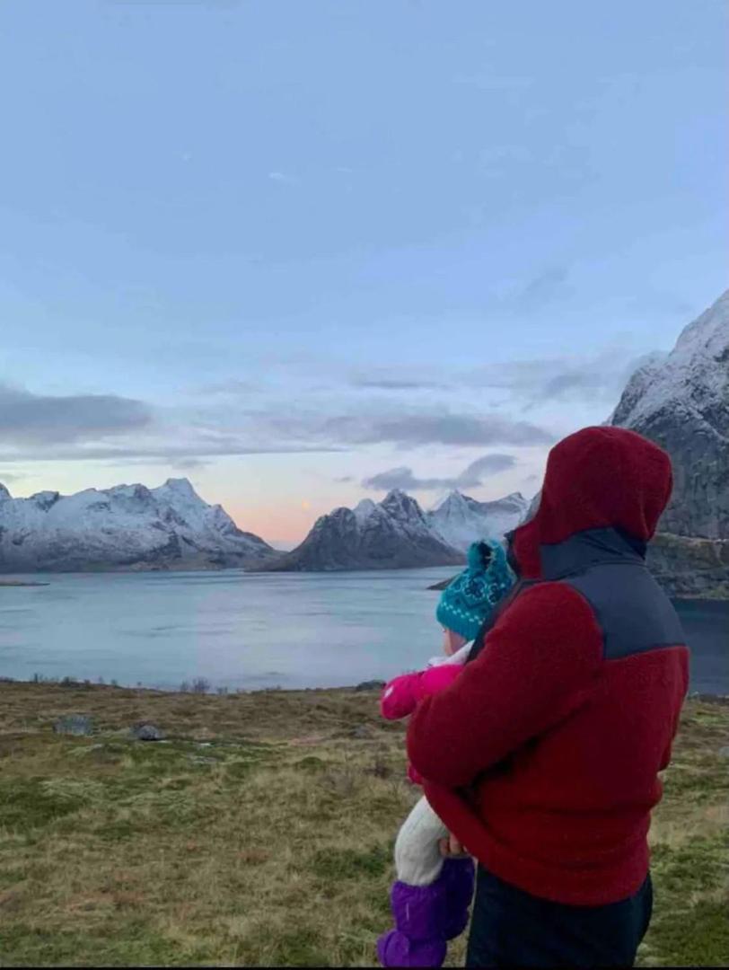 Madelhea Cabin- Seaview Lodge Reine Dış mekan fotoğraf
